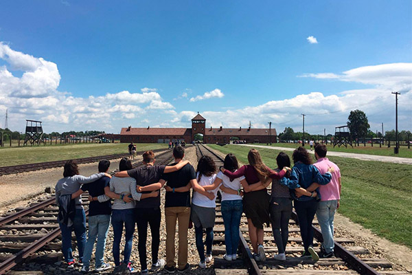Fotonoticia: Jóvenes de Cartagena en Auschwitz