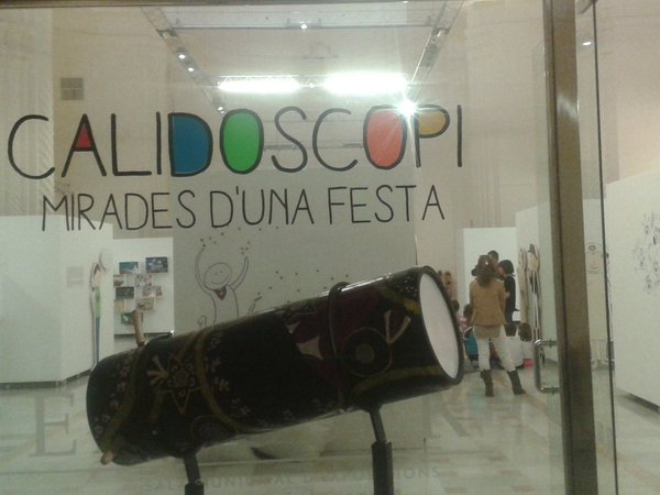 Fotonoticia: Salesianos Ciutadella visita la exposición «Caleidoscopio. Miradas de San Juan «