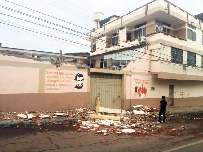 Salesianos Manta en Ecuador acompaña a los damnificados del terremoto