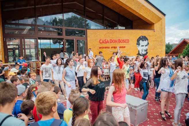 Casa Don Bosco: de la Expo Milán 2015 hacia Ucrania