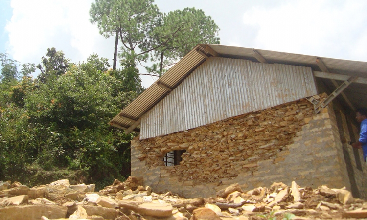 Avanza la reconstrucción de las escuelas en Nepal